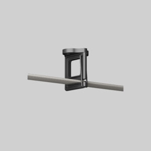 Скоба с резьбовым фиксатором