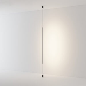 Декоративный светильник на растяжке